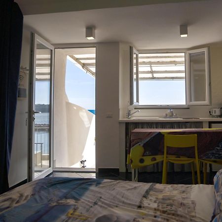 La Terrazza Di Maria Appartement Procida Buitenkant foto