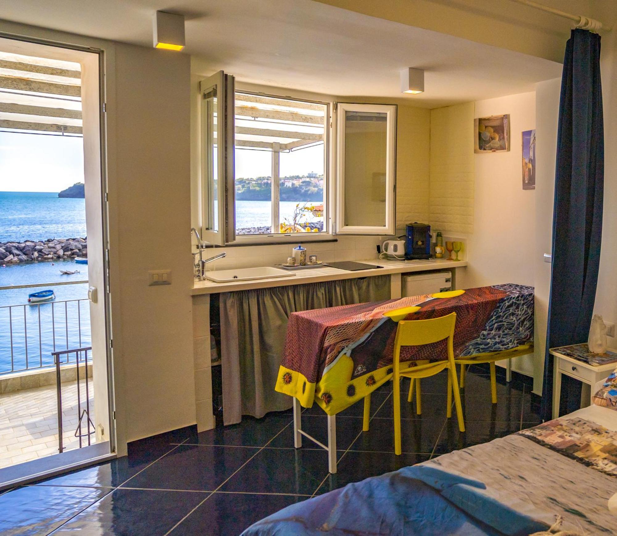 La Terrazza Di Maria Appartement Procida Buitenkant foto
